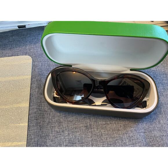 KATE SPADE MARLAH CAT EYE TORTOISE SHELL FRAME SUNGLASSES $175 MSRP - Picture 3 of 14
